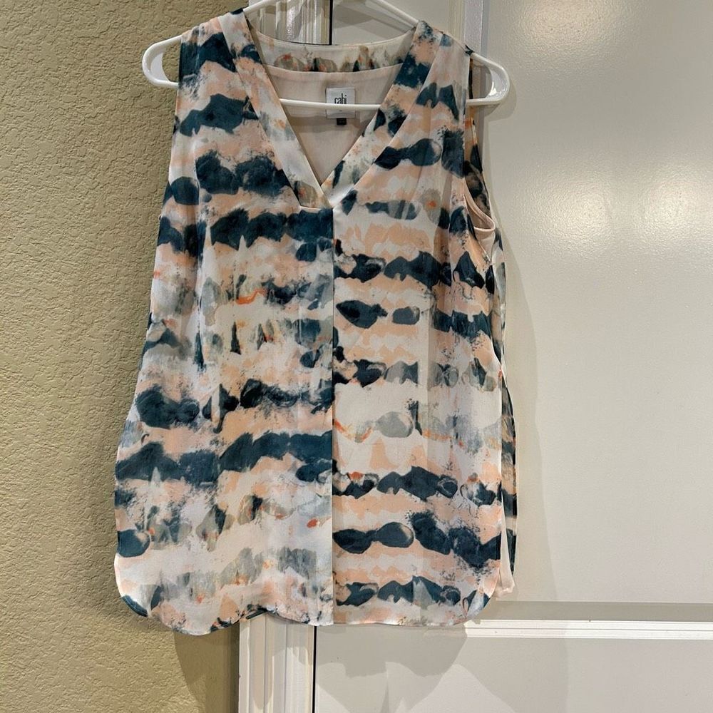 ‎Cabi XS Gelato V-neck printed top